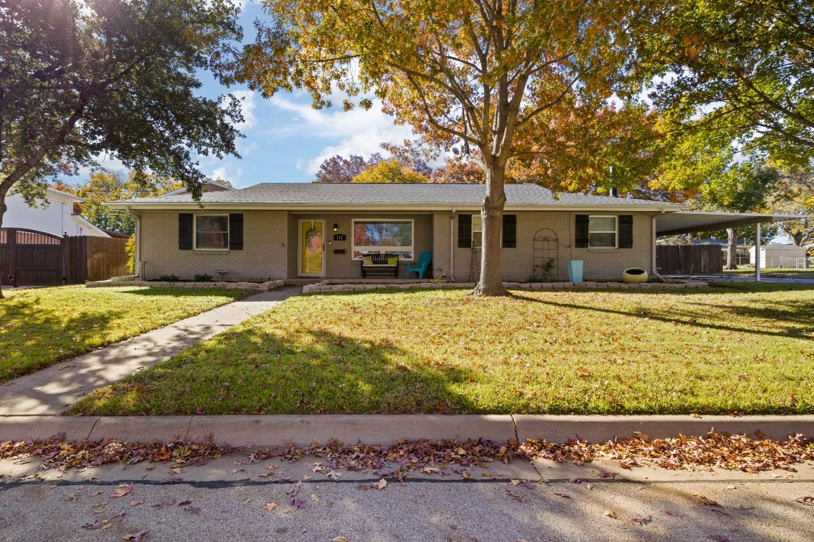112 SE Harris Street Burleson TX 76028