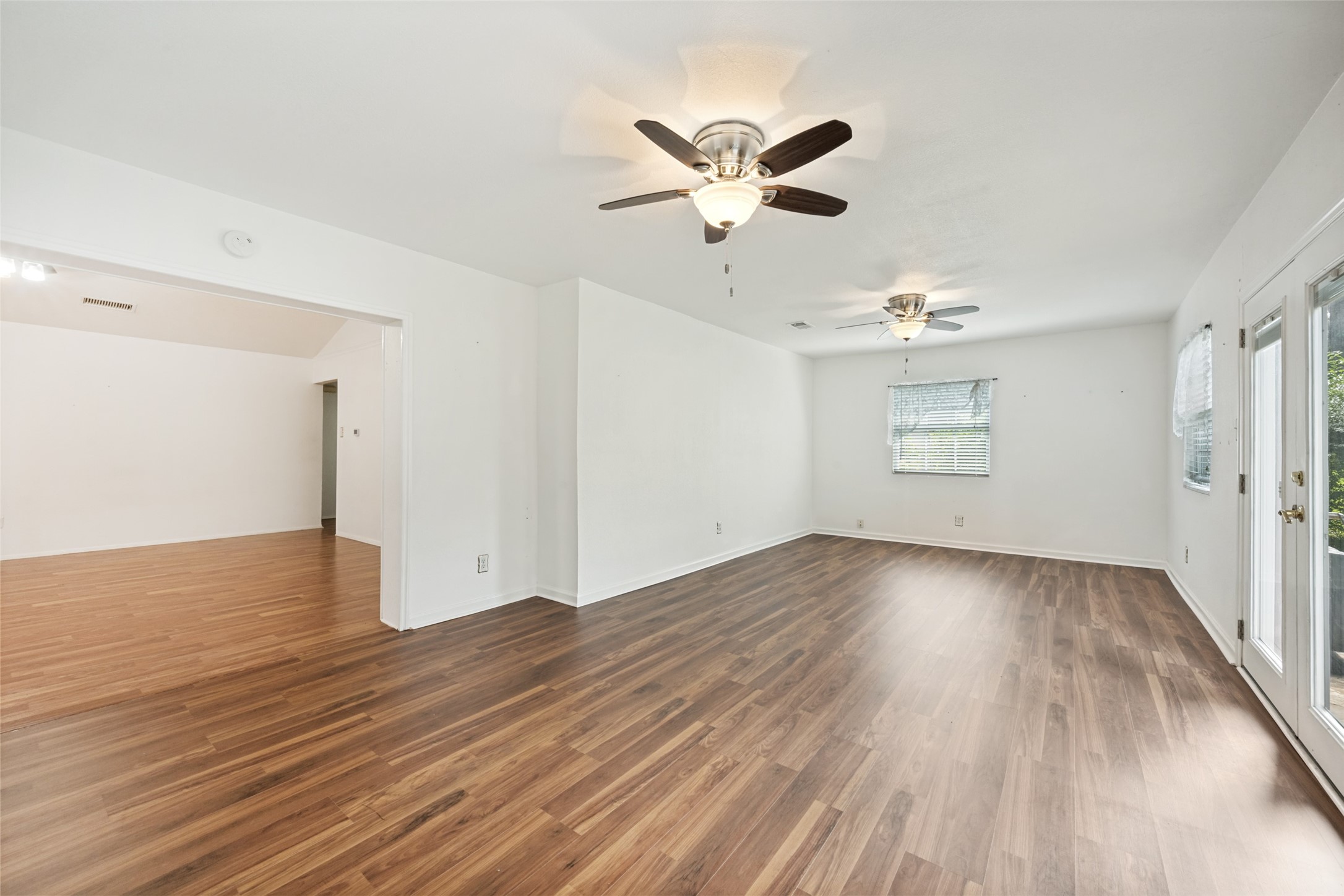 801 Brownstone Street Euless TX 76039