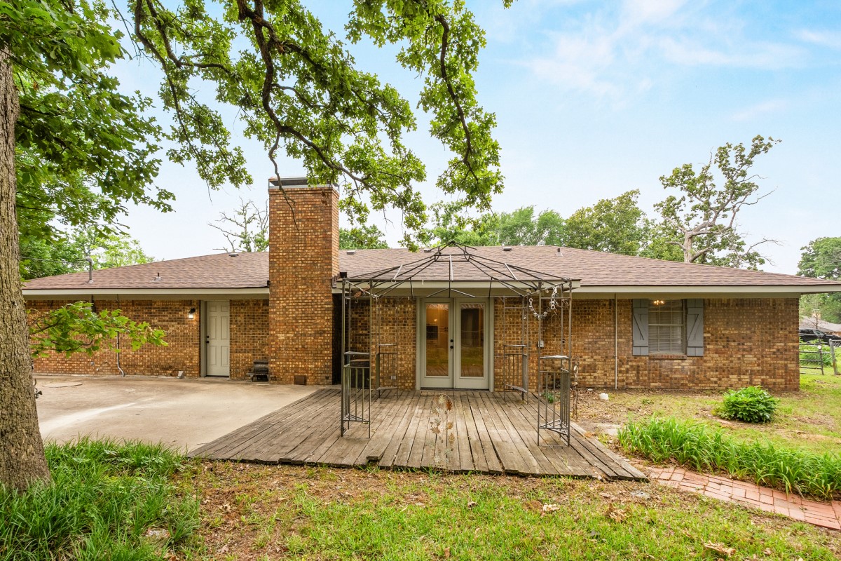 1 Oakridge Circle Star Harbor TX 75148