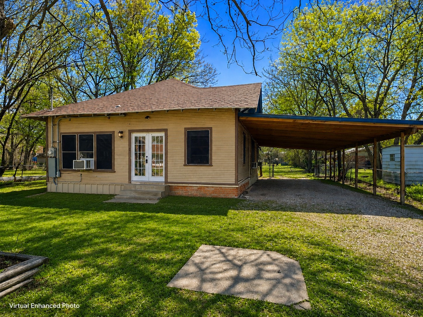 122 Robertson Street Sulphur Springs TX 75482
