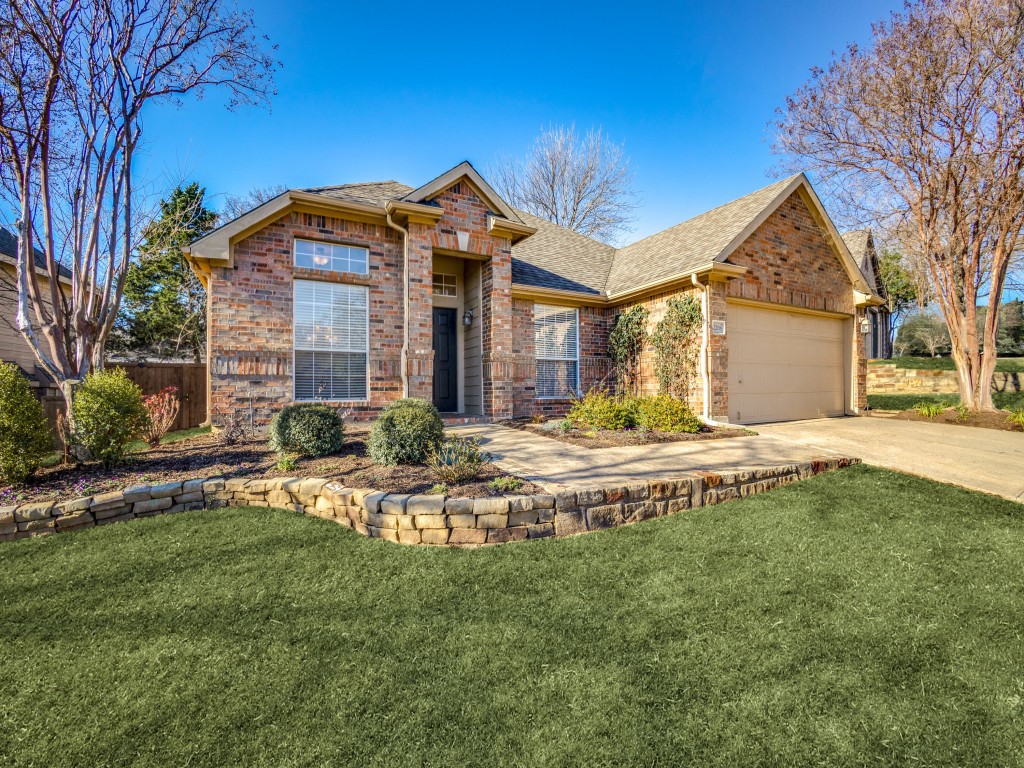 2208 Knob Hill Drive Corinth TX 76210