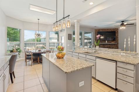 2456 Whispering Breeze Drive Grand Prairie TX 75050