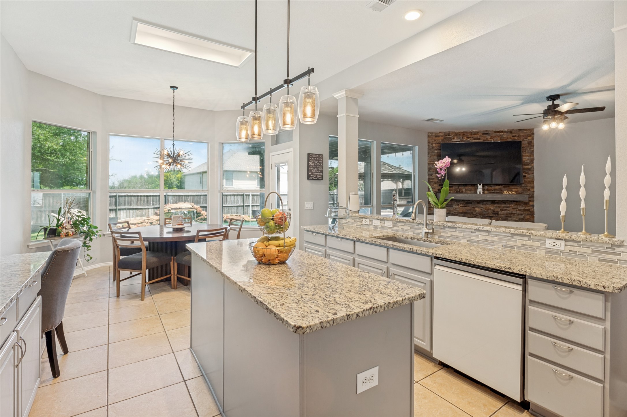 2456 Whispering Breeze Drive Grand Prairie TX 75050