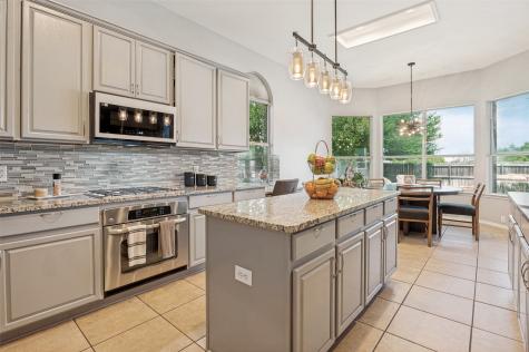 2456 Whispering Breeze Drive Grand Prairie TX 75050