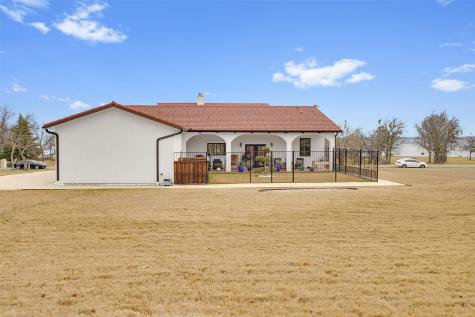 3233 Francisco Bay Drive Kerens TX 75144