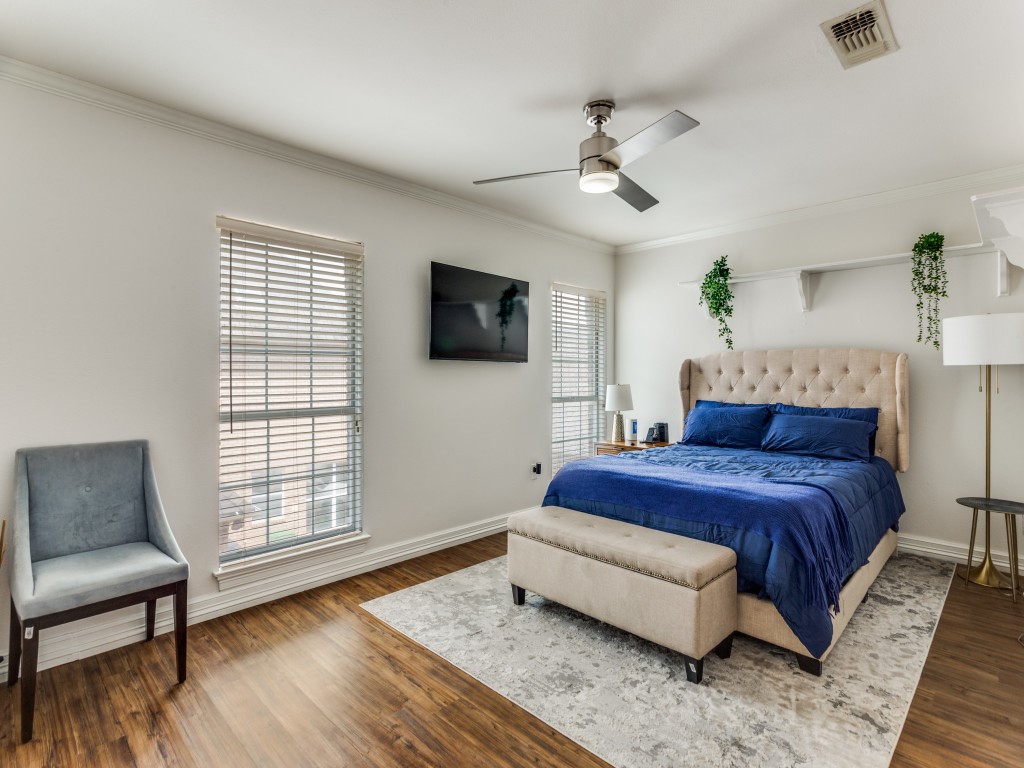 2821 Shadow Drive W Arlington TX 76006