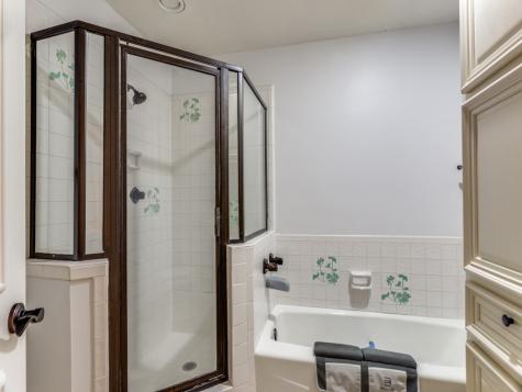 2821 Shadow Drive W Arlington TX 76006