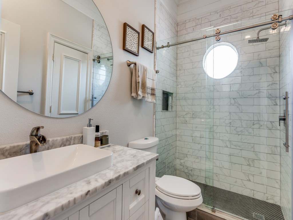 2821 Shadow Drive W Arlington TX 76006