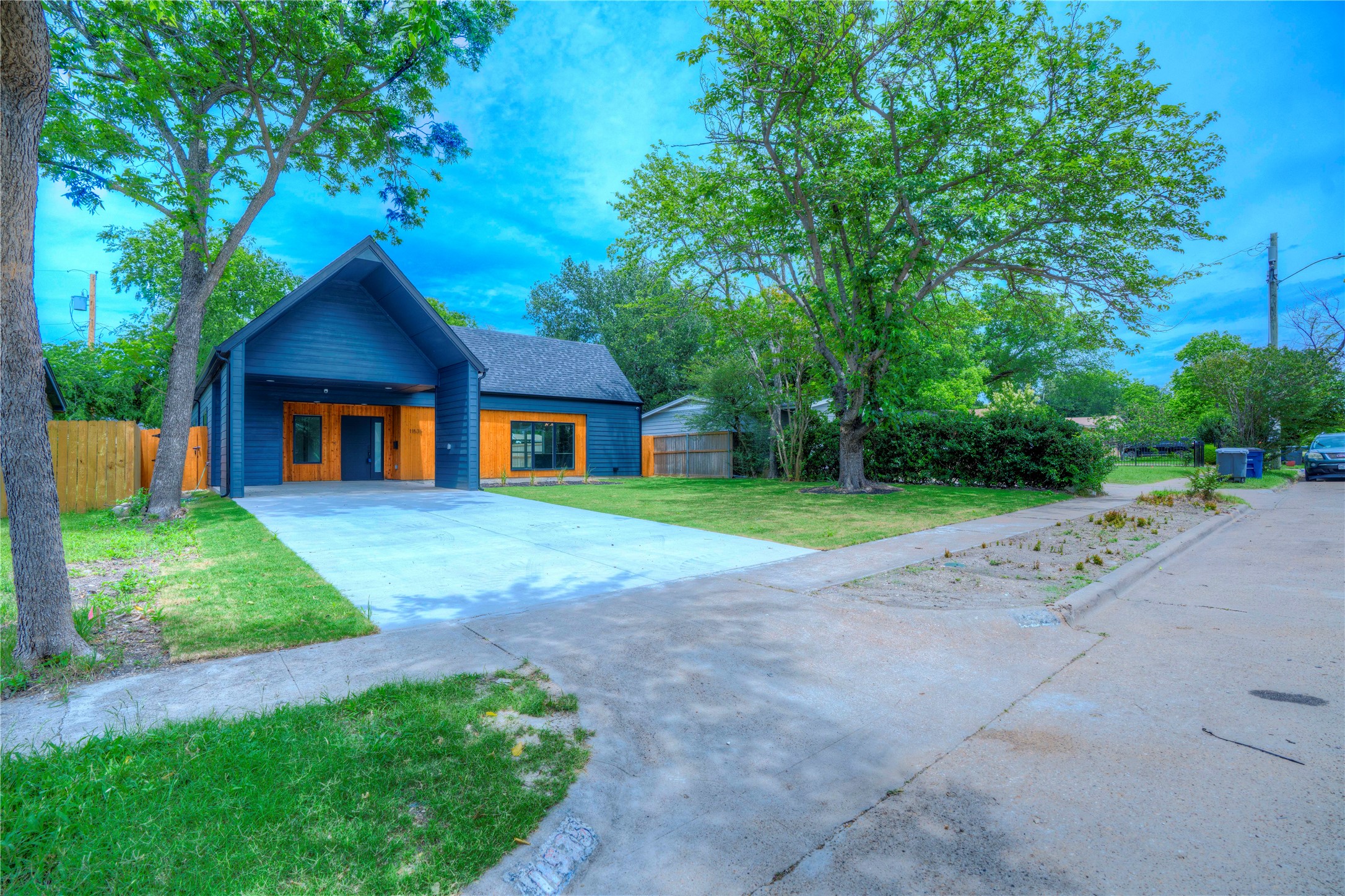 11535 Strand Street Dallas TX 75218