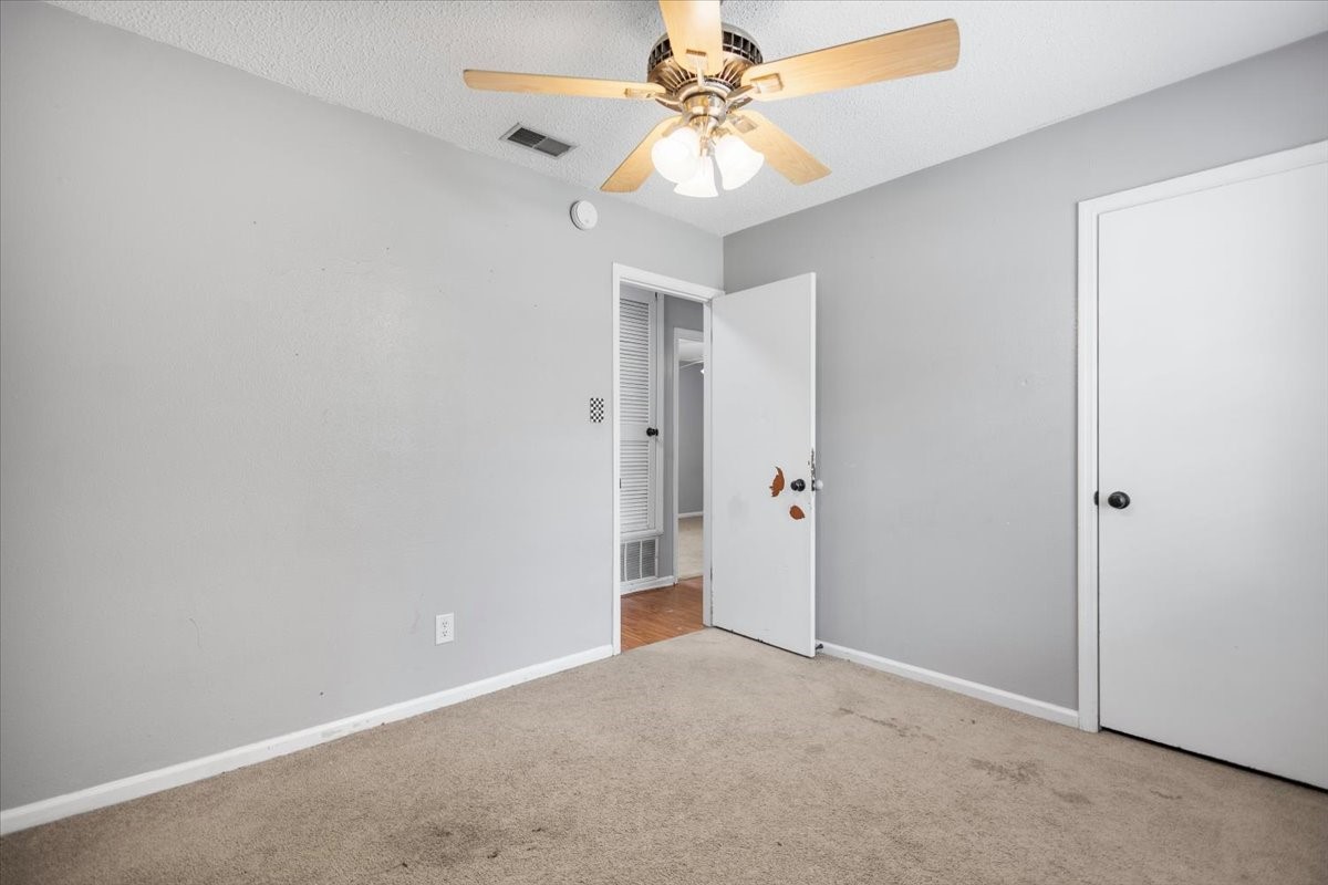 407 York Street Lindale TX 75771
