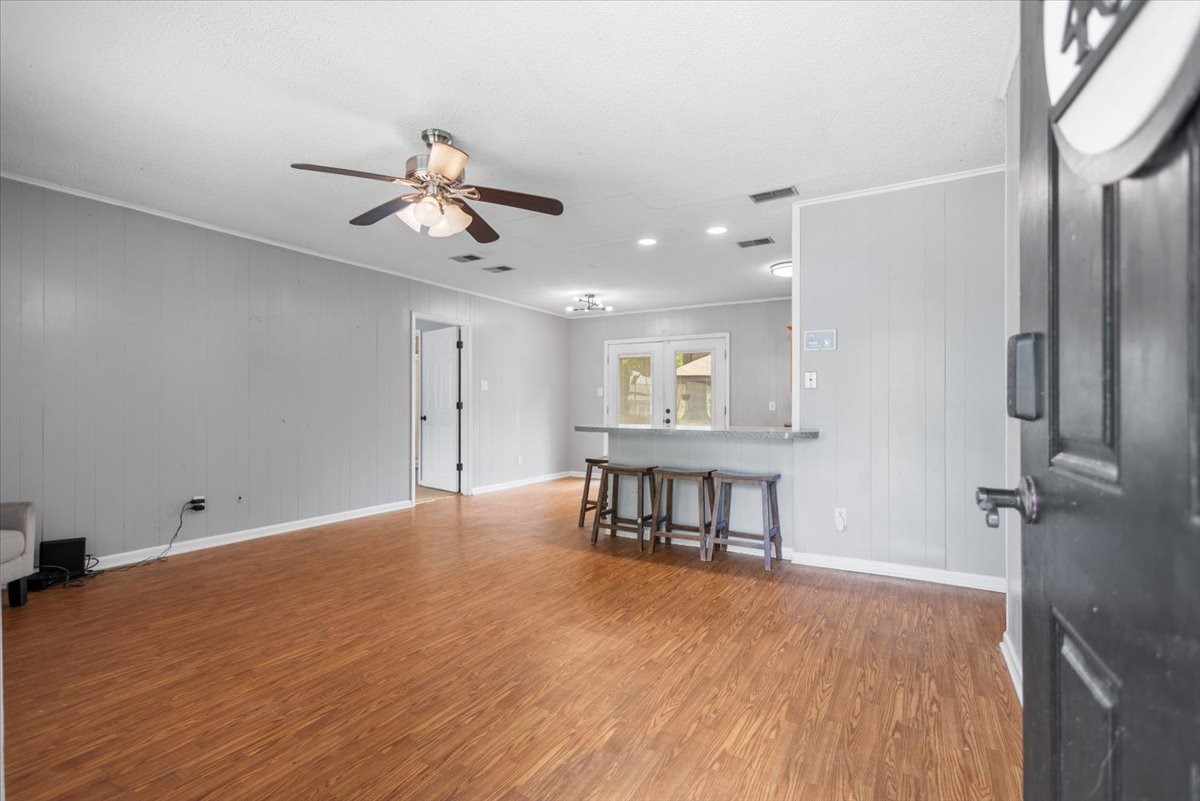 407 York Street Lindale TX 75771