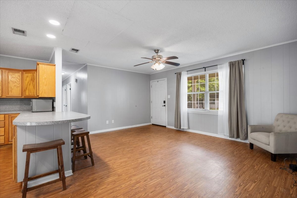 407 York Street Lindale TX 75771