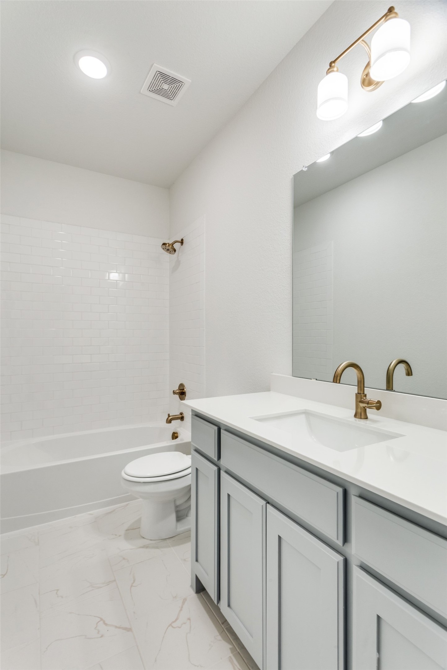 500 Lakeway Lane Justin TX 76247