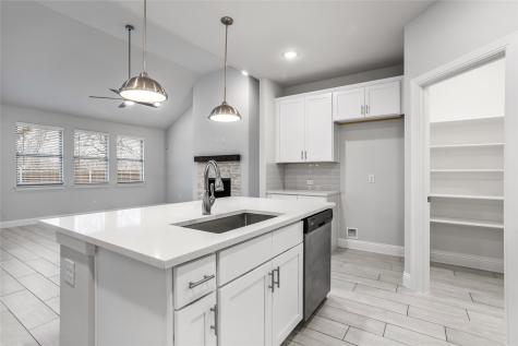 101 Gardenia Drive Azle TX 76020