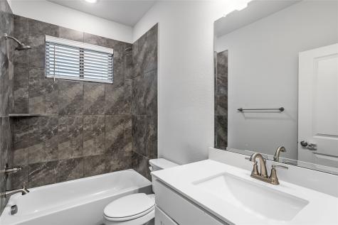 101 Gardenia Drive Azle TX 76020