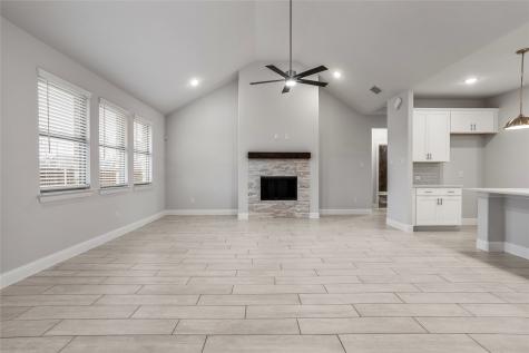 101 Gardenia Drive Azle TX 76020