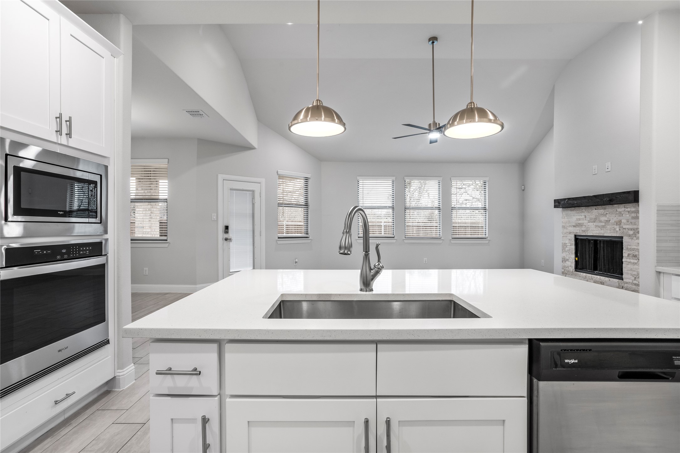 101 Gardenia Drive Azle TX 76020
