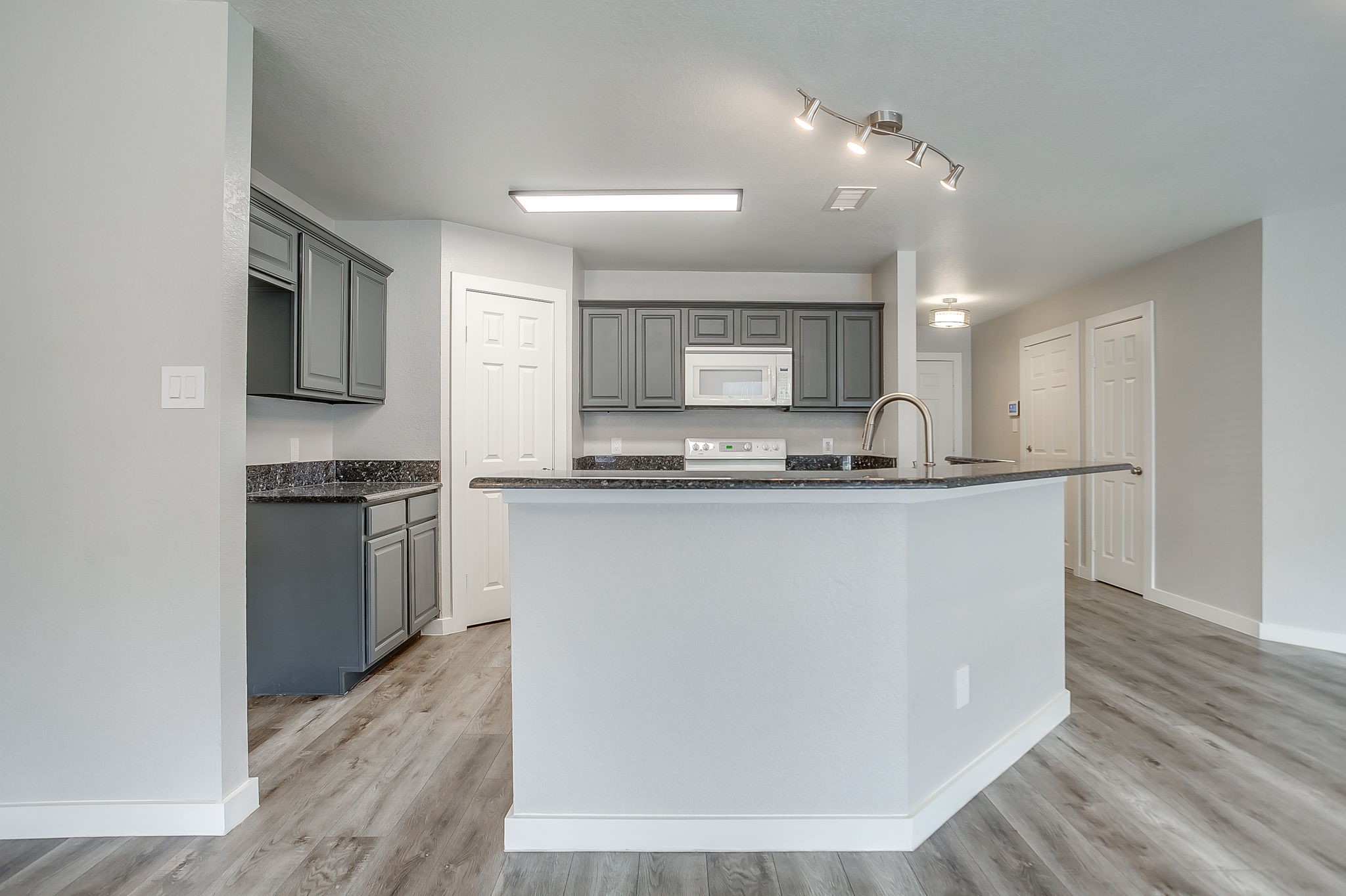 1024 Heberle Drive Burleson TX 76028