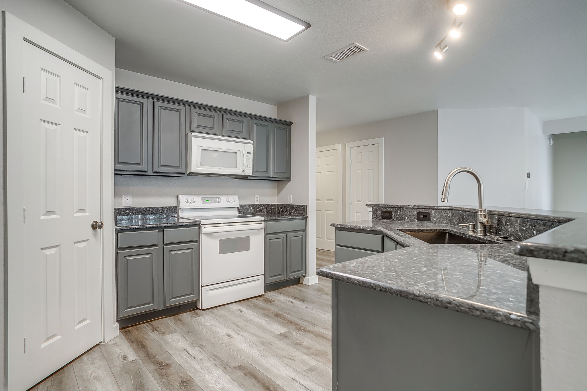 1024 Heberle Drive Burleson TX 76028