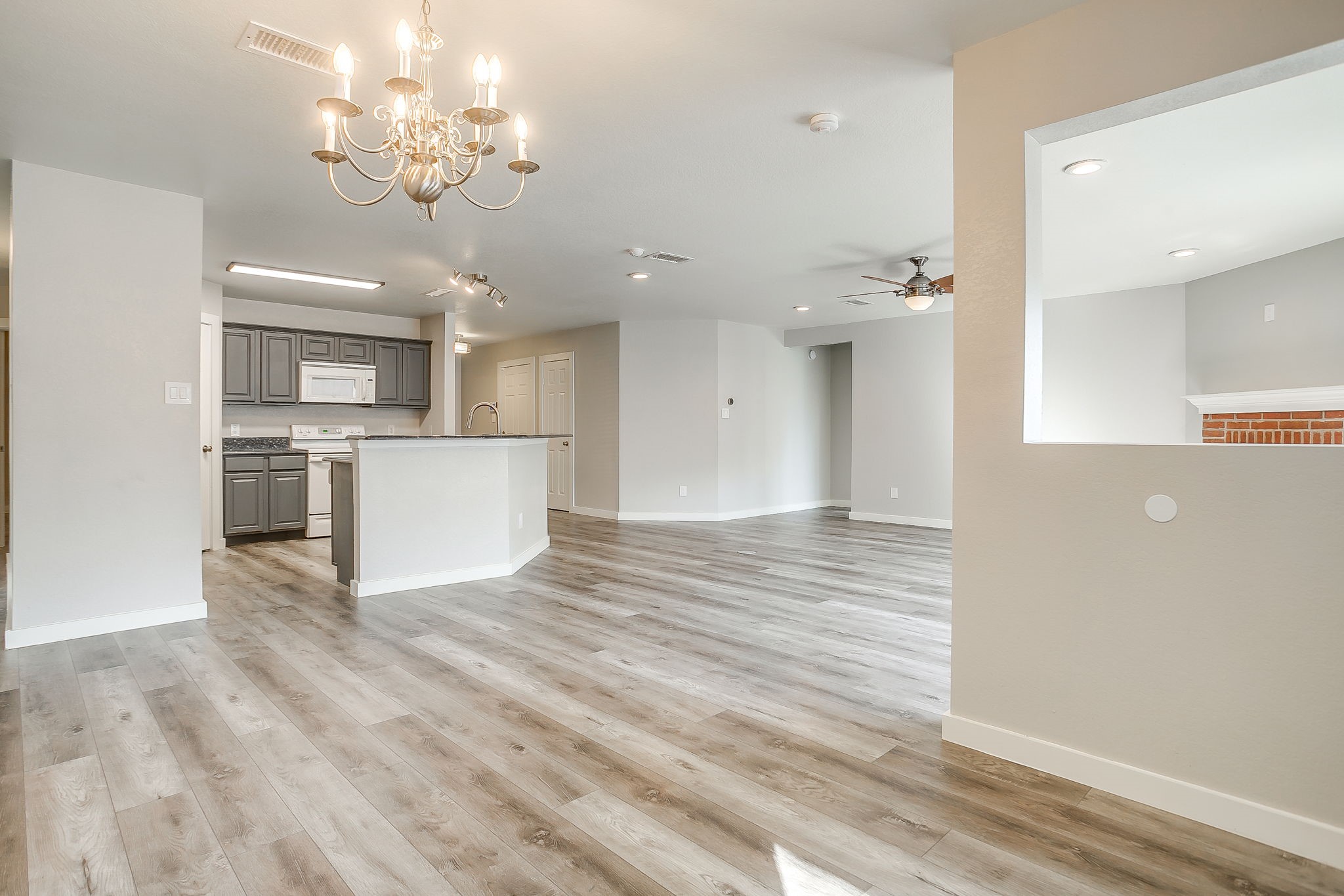 1024 Heberle Drive Burleson TX 76028