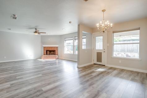 1024 Heberle Drive Burleson TX 76028