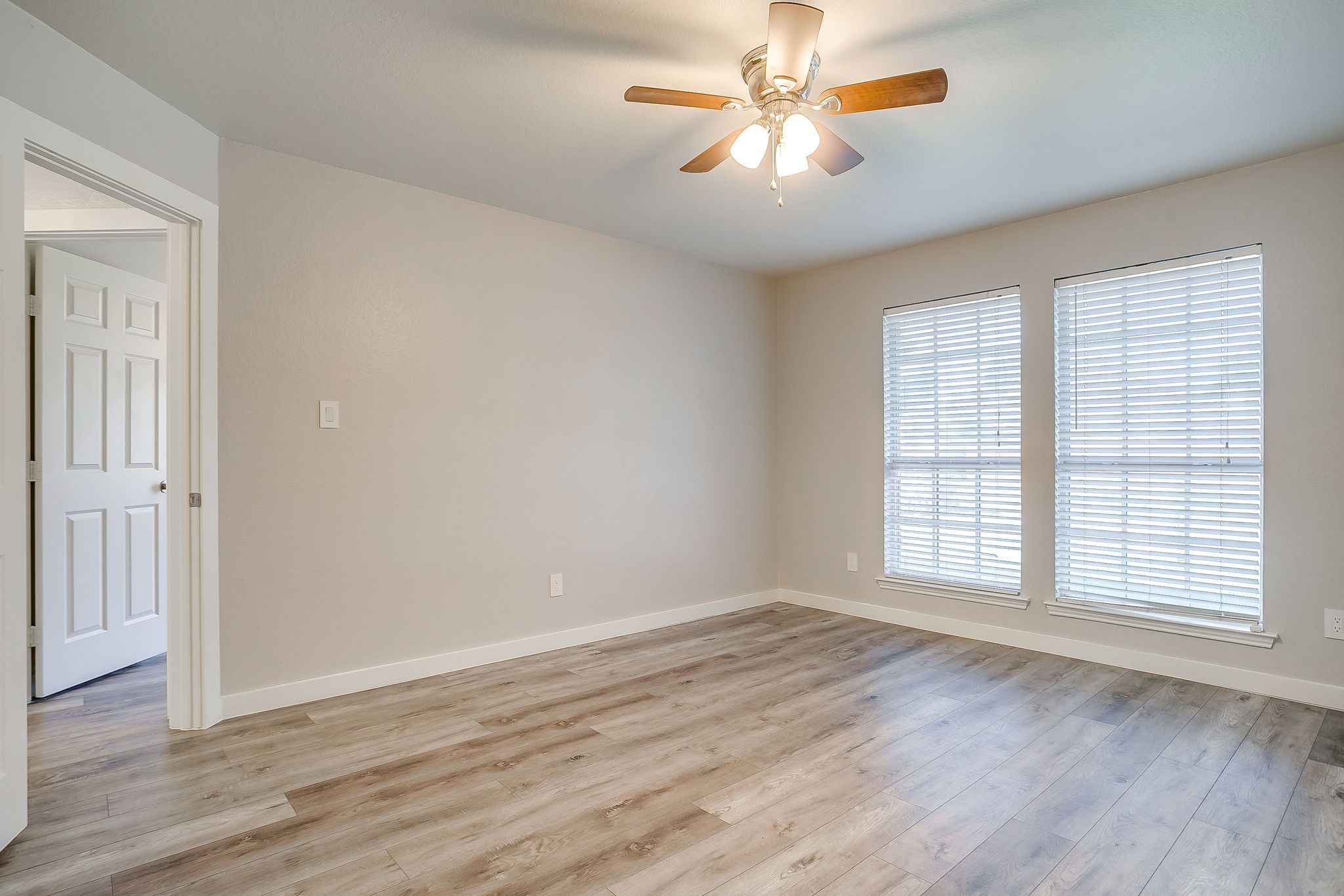 1024 Heberle Drive Burleson TX 76028