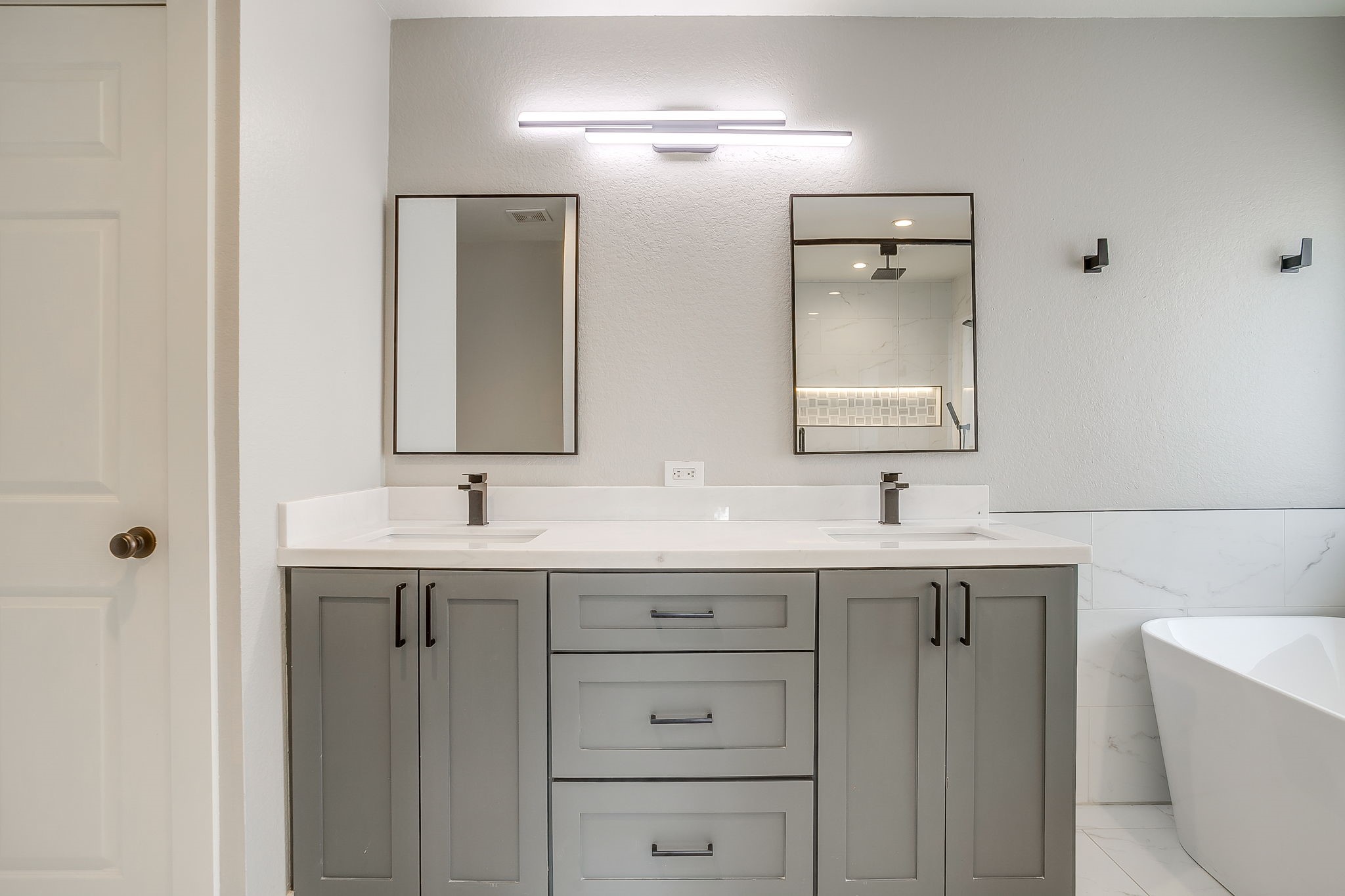 1024 Heberle Drive Burleson TX 76028