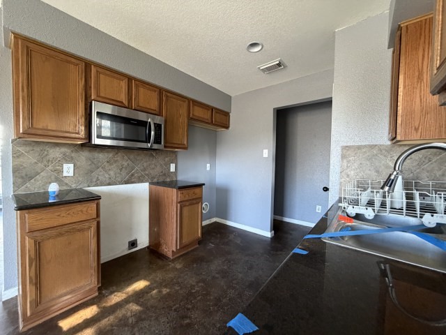 207 S Creek Street Fredericksburg TX 78624