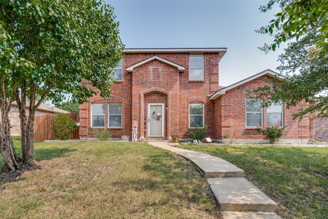 1402 Lonesome Dove Trail Wylie TX 75098