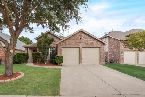 1423 Canary Drive Little Elm TX 75068