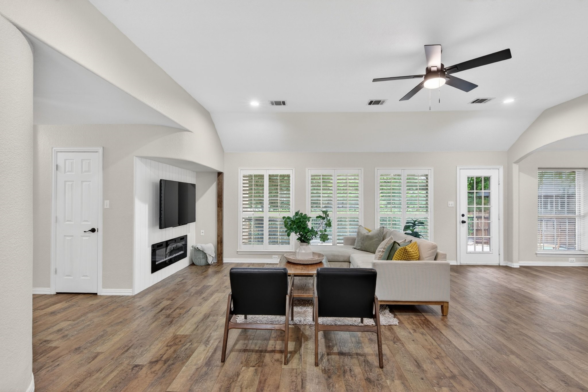 4239 Hearthside Drive Grapevine TX 76051
