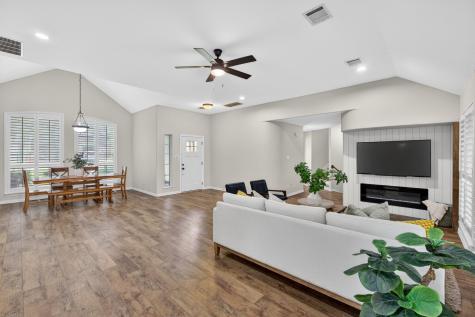 4239 Hearthside Drive Grapevine TX 76051