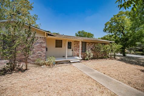 900 Elizabeth Boulevard Granbury TX 76048