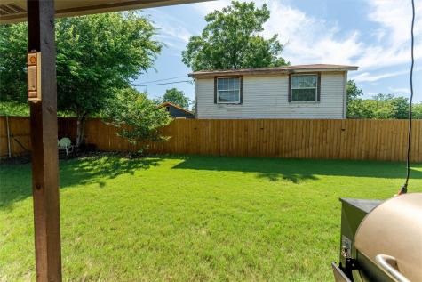 322 S Bowie Drive Weatherford TX 76086