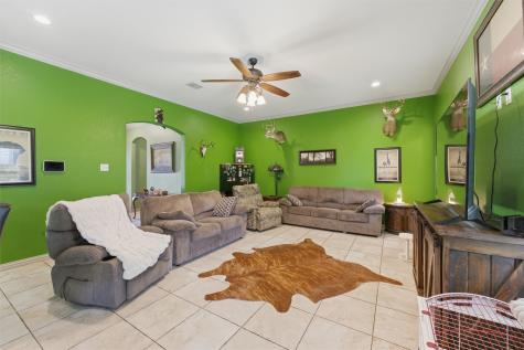 322 S Bowie Drive Weatherford TX 76086