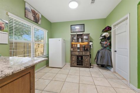 322 S Bowie Drive Weatherford TX 76086