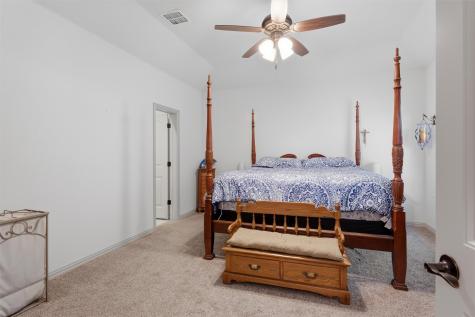 322 S Bowie Drive Weatherford TX 76086