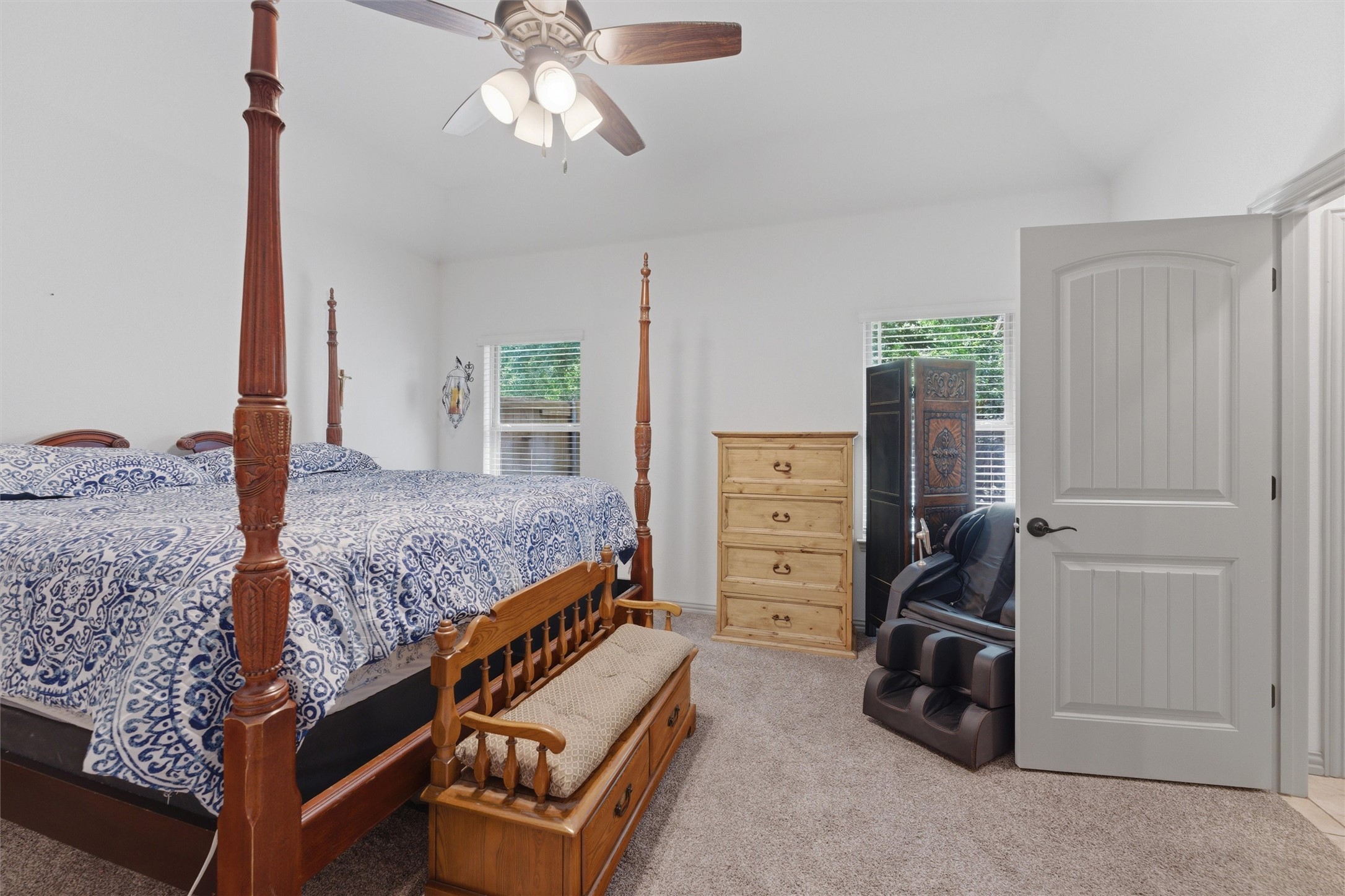 322 S Bowie Drive Weatherford TX 76086