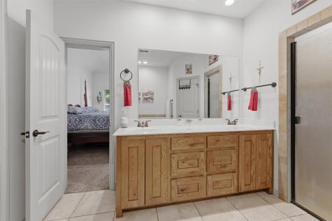 322 S Bowie Drive Weatherford TX 76086