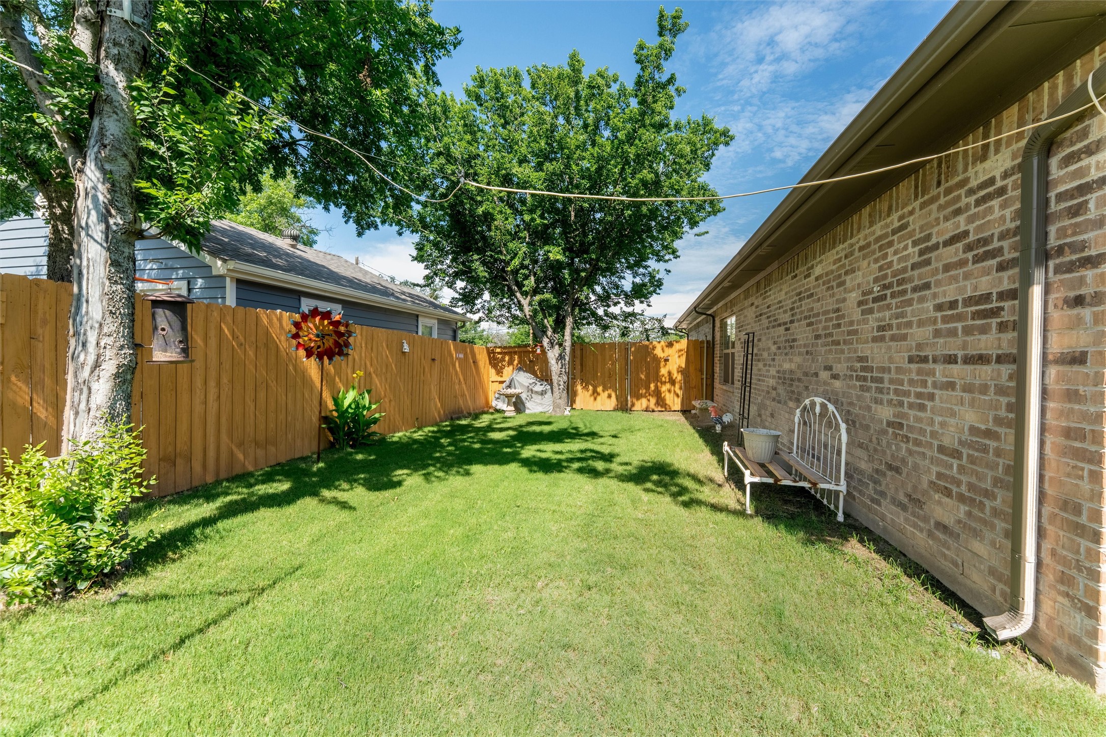 322 S Bowie Drive Weatherford TX 76086