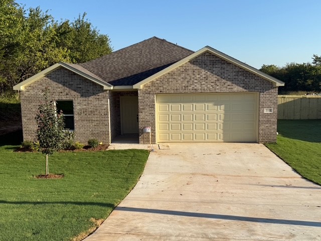 313 Garland Road Bells TX 75414