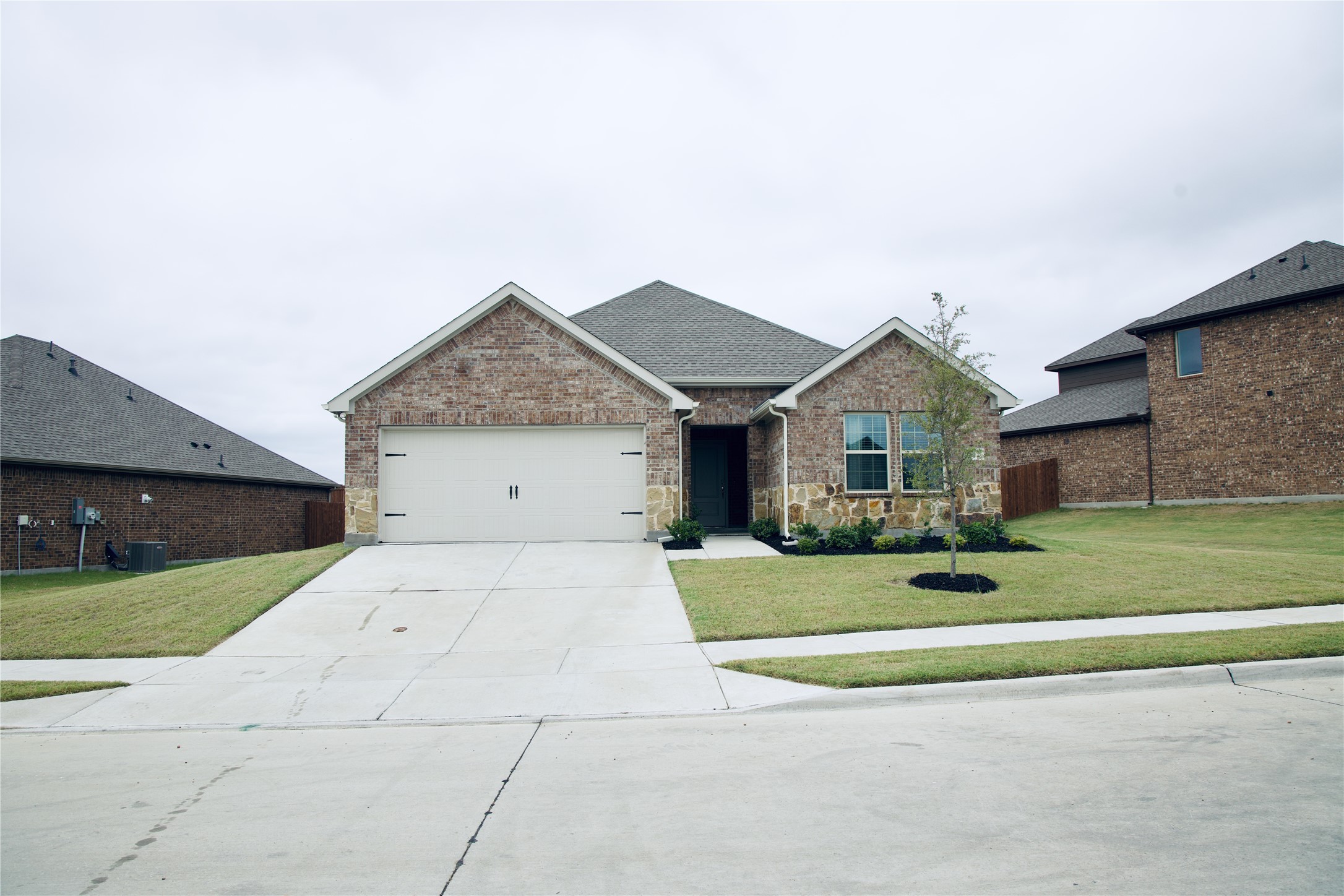 804 Serenity Sound Drive Lavon TX 75166
