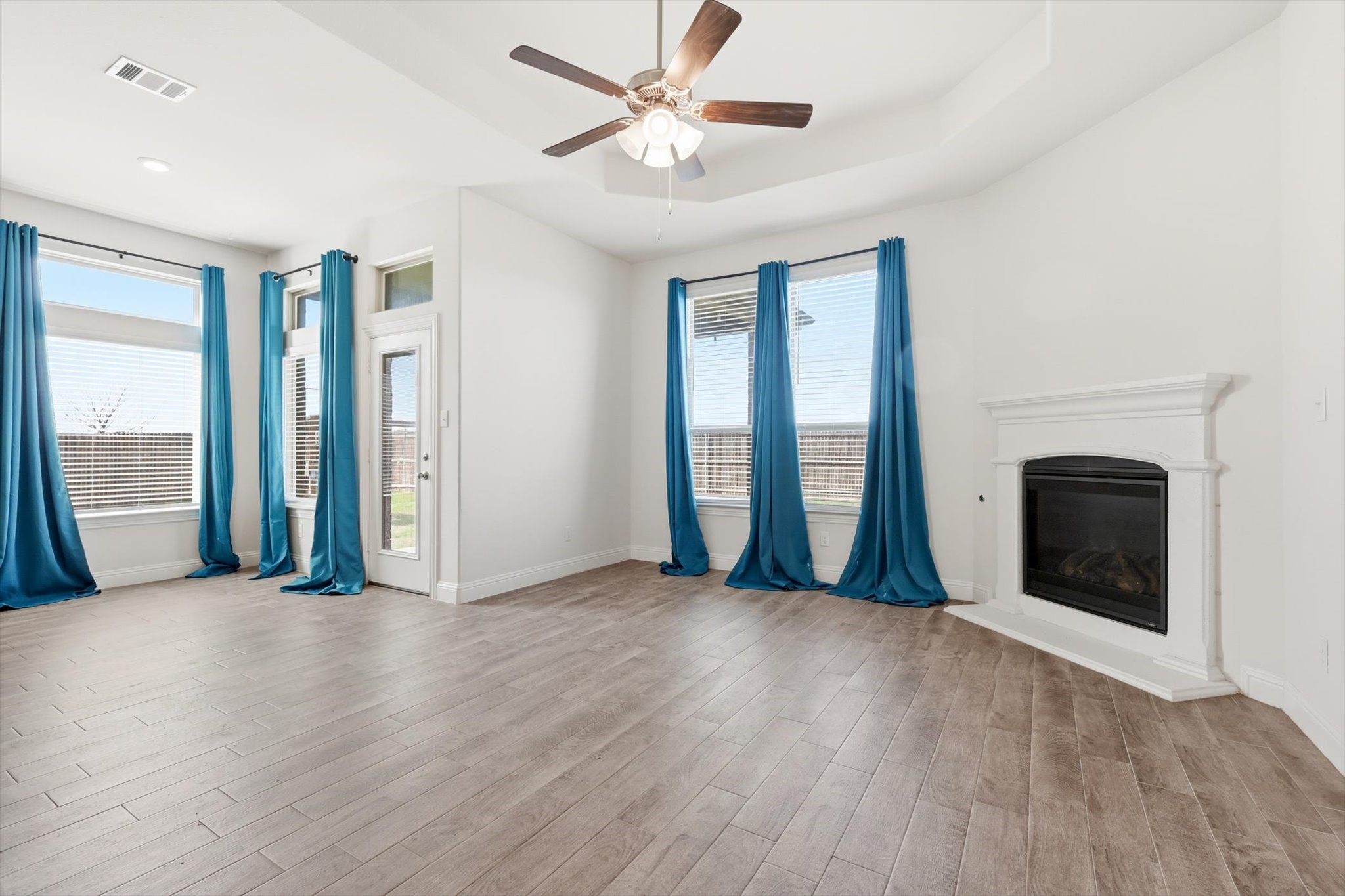 11249 Canyon Mine Drive Aubrey TX 76227