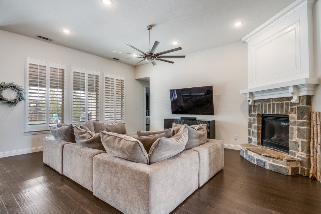 1234 Livorno Drive Mclendon Chisholm TX 75032