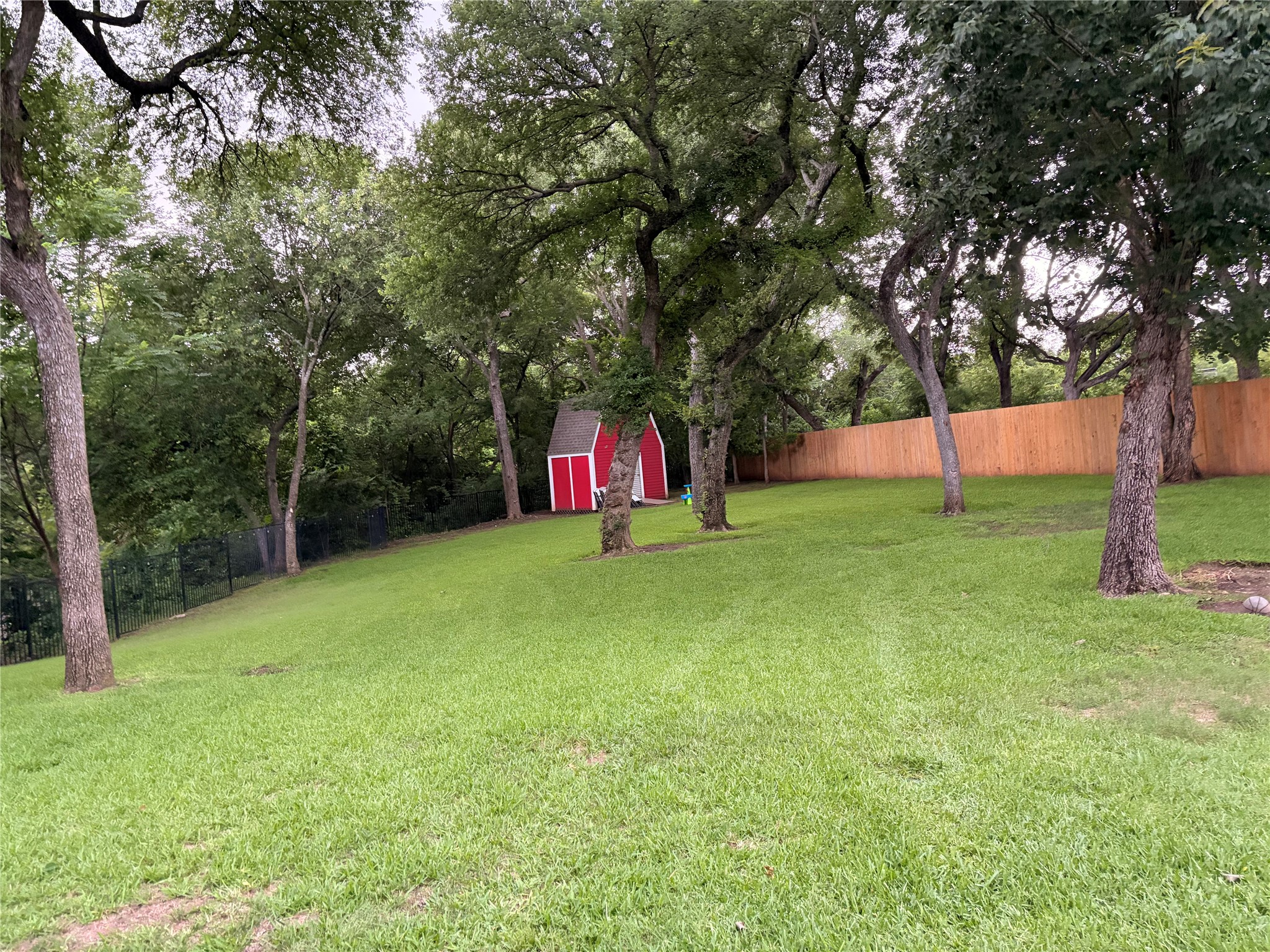 1125 Shady River Court S Benbrook TX 76126