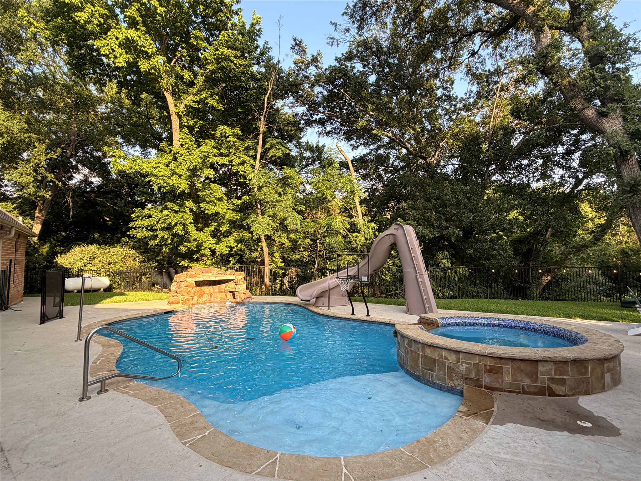 1125 Shady River Court S Benbrook TX 76126