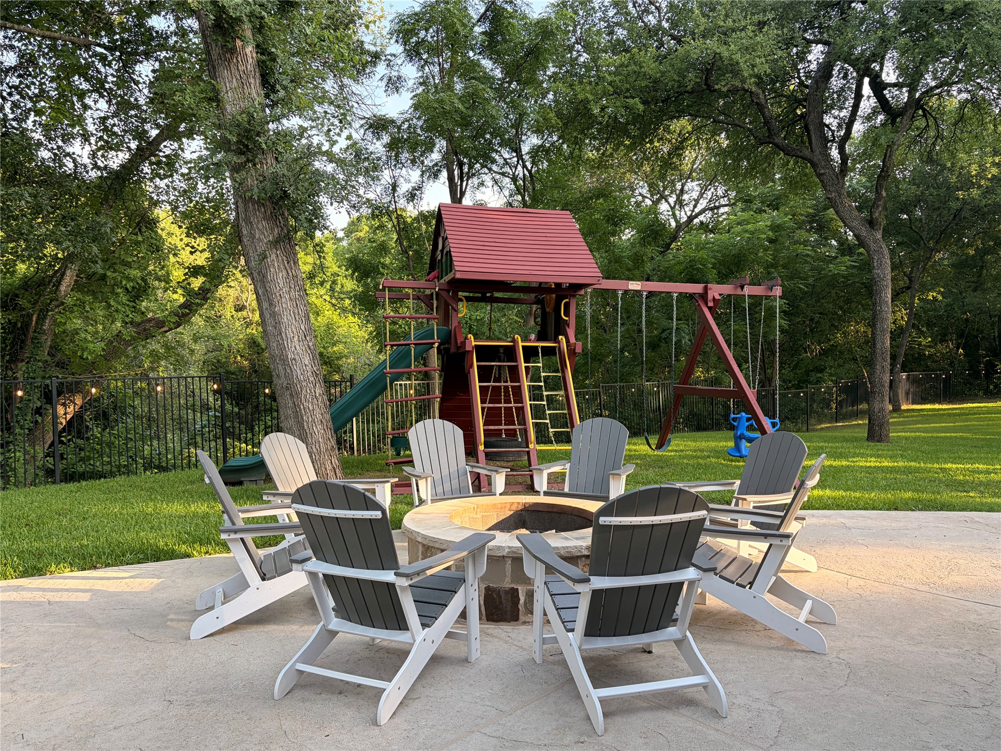 1125 Shady River Court S Benbrook TX 76126