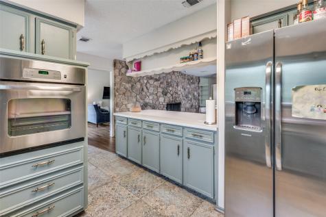 2120 Valleydale Drive Arlington TX 76013