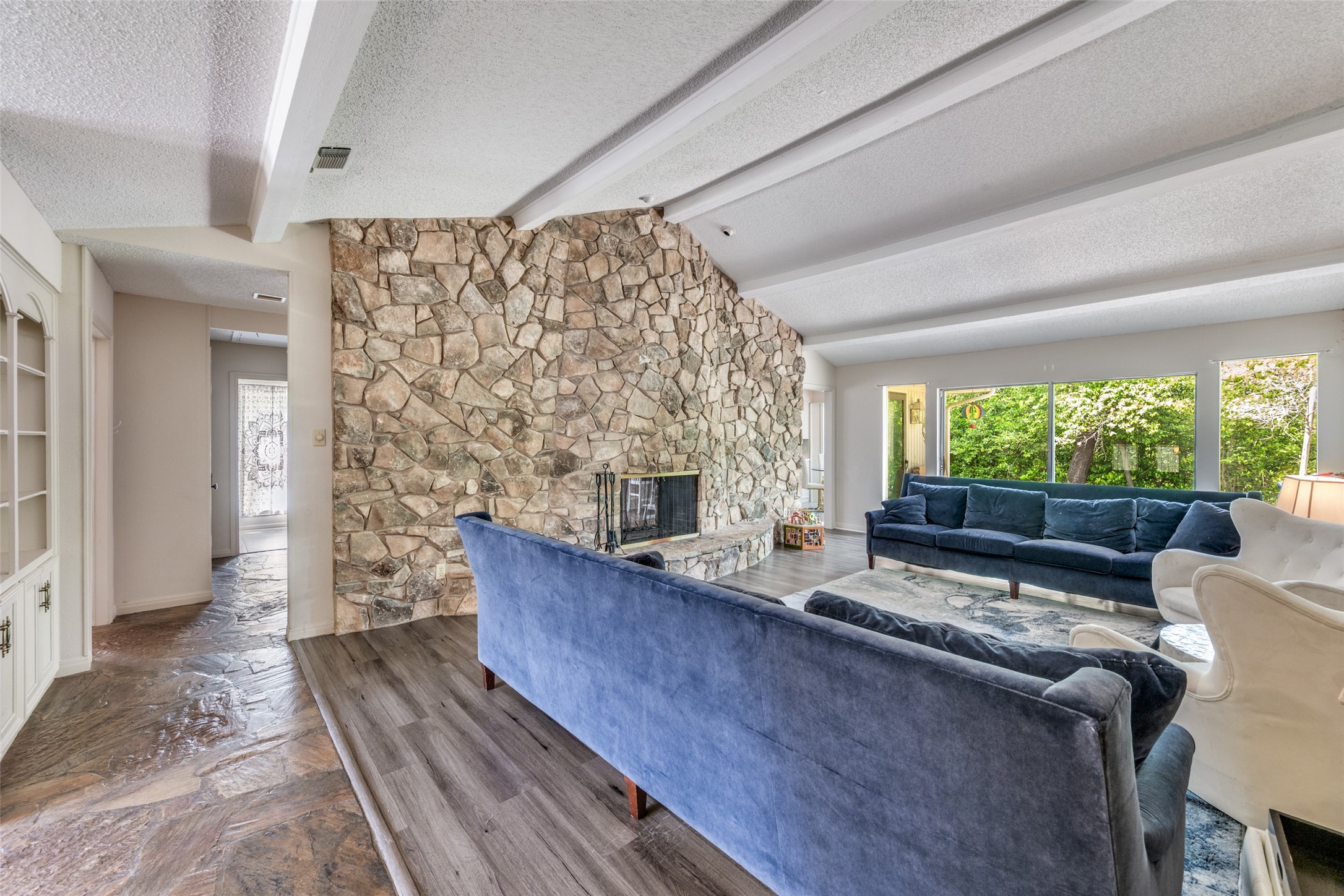2120 Valleydale Drive Arlington TX 76013