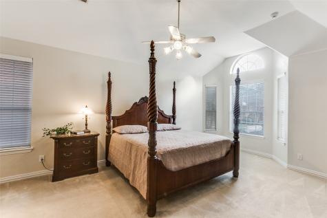 6901 Aberdeen Drive Garland TX 75044
